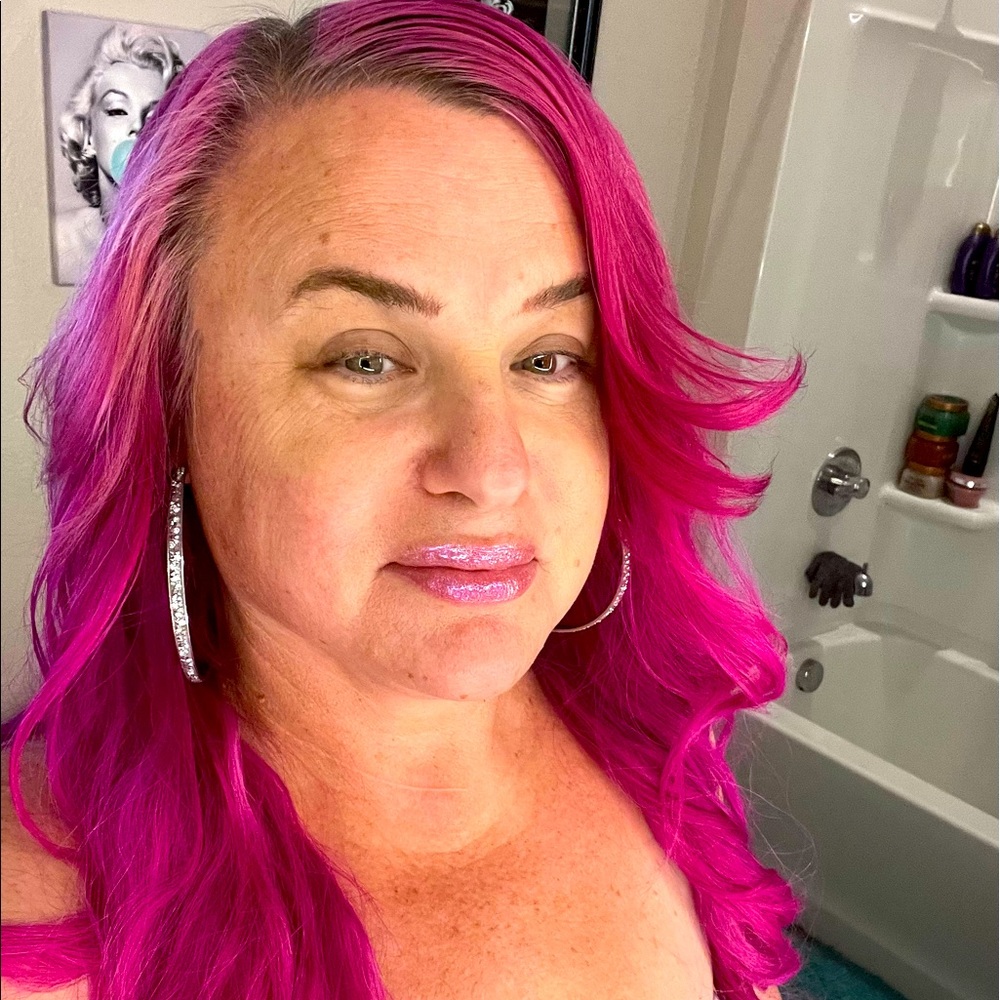 Welcome-Don’t just meet me, lol, take a minute, PLEASE read my story 💕😃🙏🏼☮️
